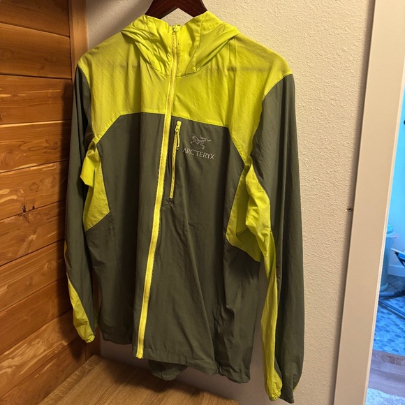 Arcteryx Squamish Hoodie - Picture 1 of 1